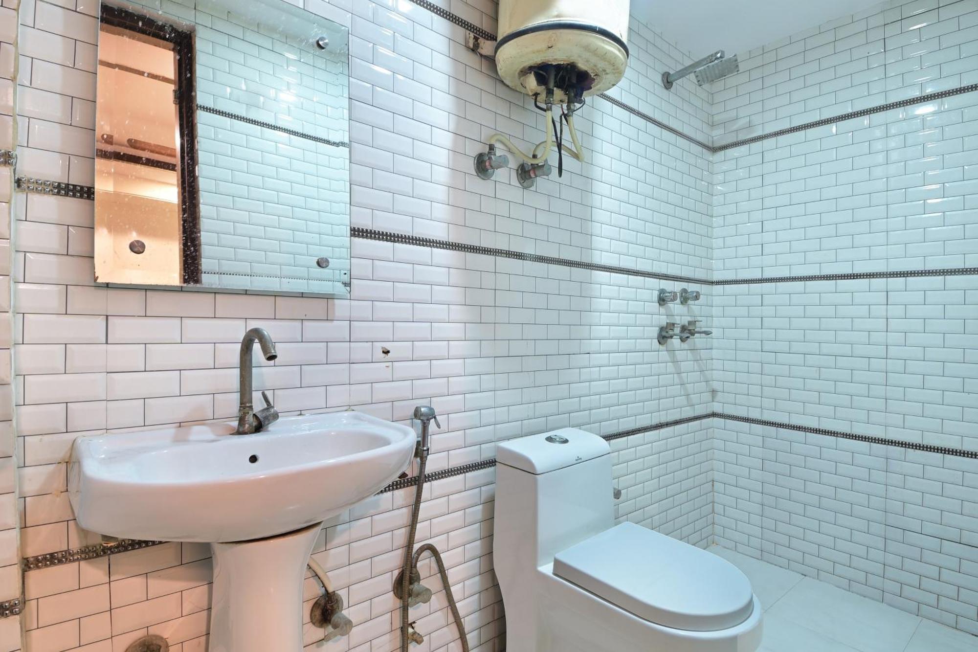 Hotel Glow Inn Paharganj-3 Mins Walk From New Delhi Railway Station Zewnętrze zdjęcie