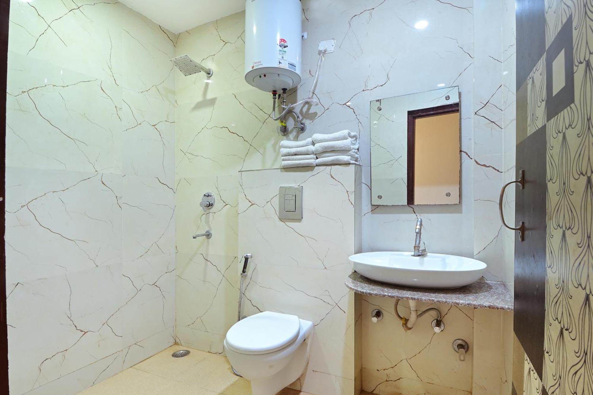 Hotel Glow Inn Paharganj-3 Mins Walk From New Delhi Railway Station Zewnętrze zdjęcie